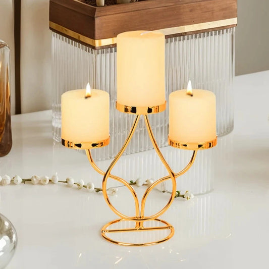 Dreiarmiger Metall-Kerzenhalter - Badeno