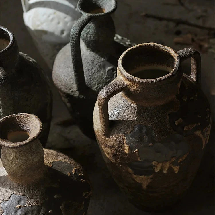 Rustikale Keramikvase, alter Krug - Badeno