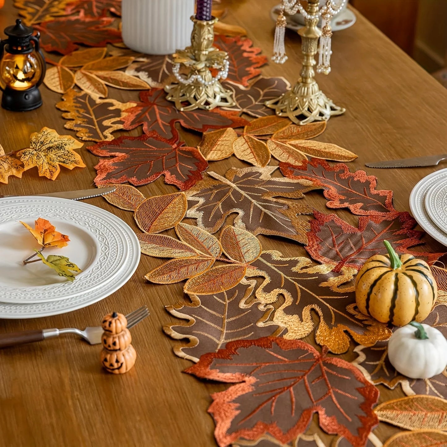 Herbst Tischläufer mit Ahornblättern