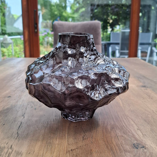 Canyon-Vase