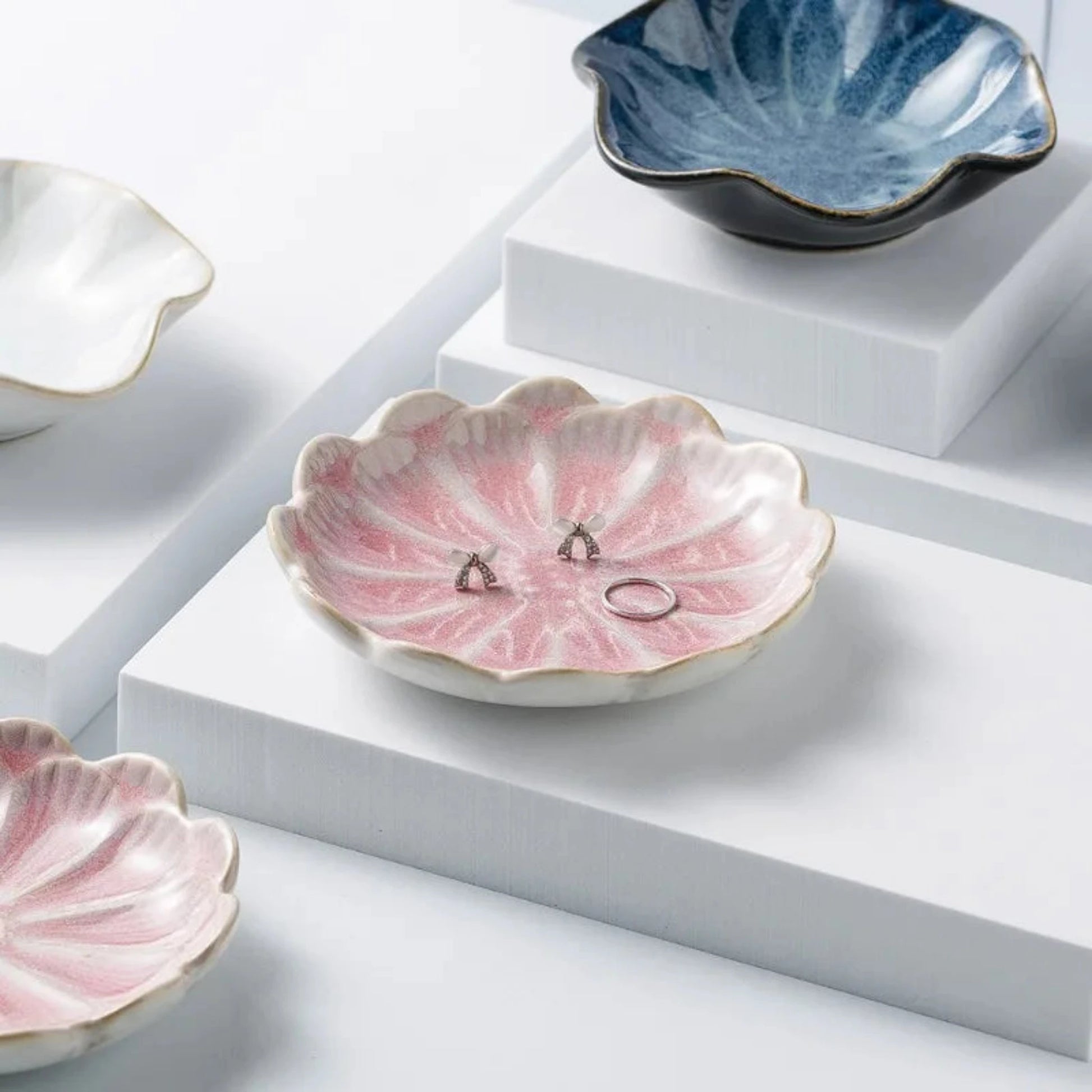 Keramik-Lotus-Dekorationsteller, Schmuckschale - Badeno 