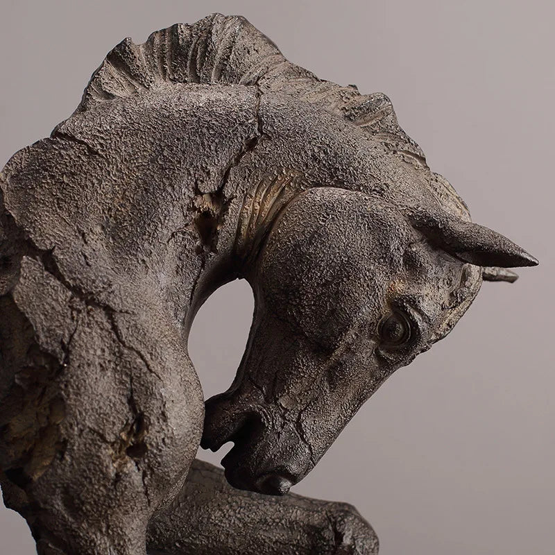 Old Horse's Head Tierskulptur